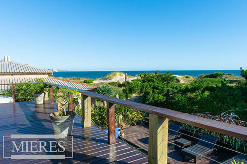 Venta Casa 3 Dormitorios - Tío Tom Punta Ballena (ref: Atm-1218)