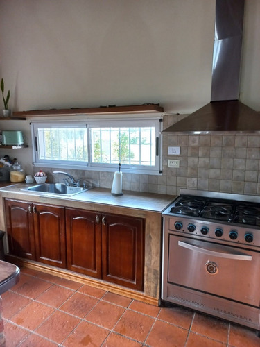 Imagen 8 de 30 de Hermosa Casa Con Pileta En Barrio Cerrado Los Fresnos Uribelarrea