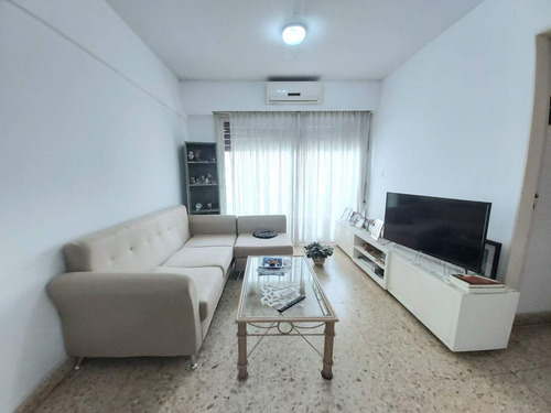 Departamento 4 Ambientes Venta Flores Balcon