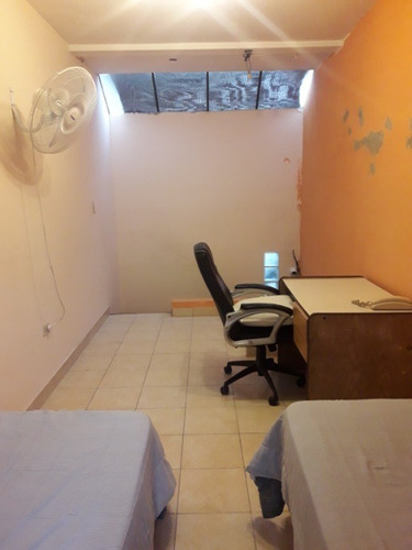 Imagen 7 de 8 de Inmueble Comercial En Alquiler En Lanus Oeste