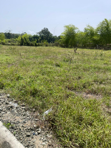 Solar Cerca De Campo De Futbol En Venta En Jarabacoa