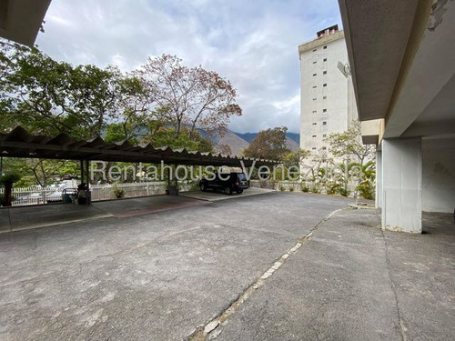 Amplio Apartamento En La Urbina, Codg Mas 25-20975