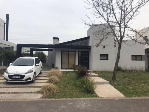 Imagen 1 de 24 de Aquiler Temporal - Casa En La Cañada De Pilar - Bayugar Negocios Inmobiliarios