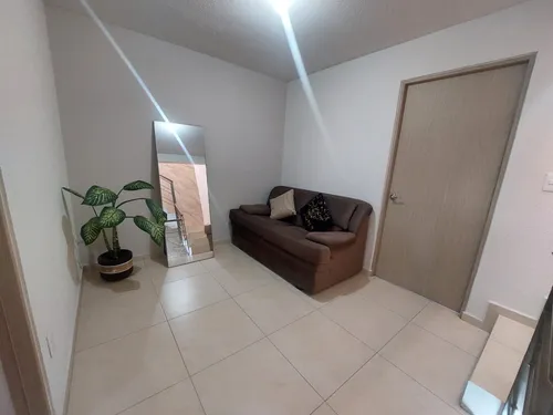 Casa En Fraccionamiento Con Vigilancia, Amenidades, Rápida Salida Cdmx Y A 15 Min. Del Aifa