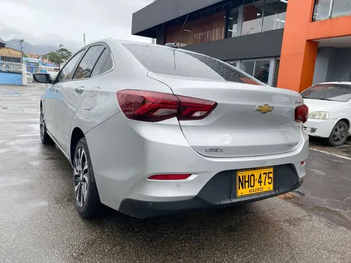 Chevrolet Onix 1.0 Premir Turbo