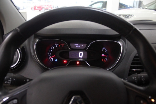Imagen 16 de 25 de Renault Captur 2.0 Intens 2016 65.000km