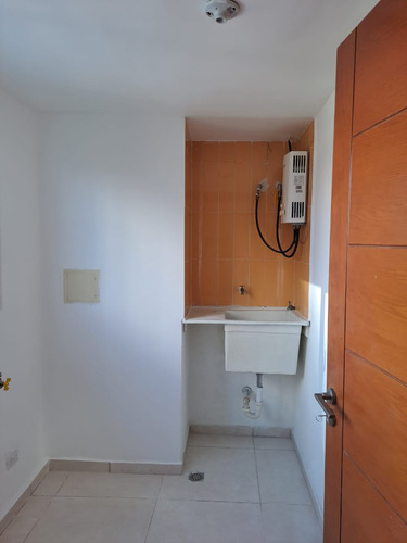 Apto En El Vergel 180m2 12vo Piso 3h 4b 2parqueos
