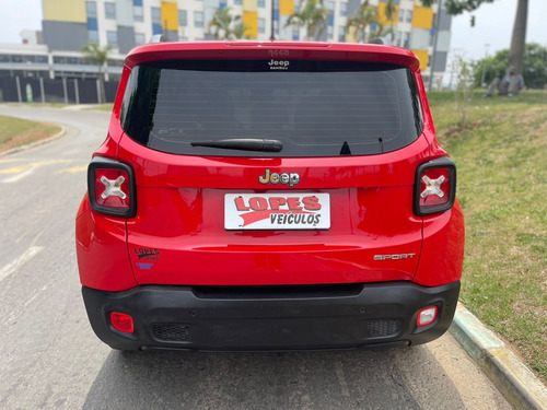 Jeep Renegade 1.8 Flex Aut. 5p