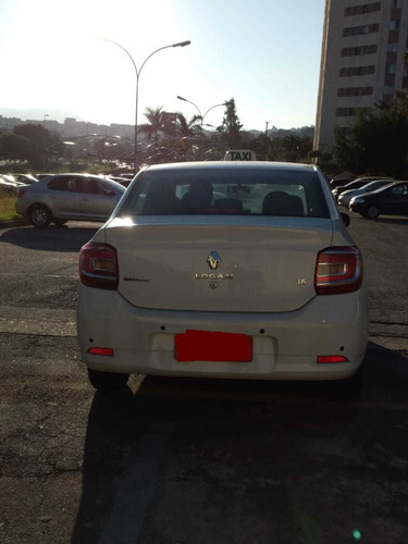 Renault Logan 2015 1.6 Dynamique Hi-power 4p
