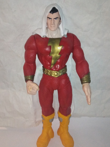 Figura Muñeco Gigante Super Héroe Shazam 