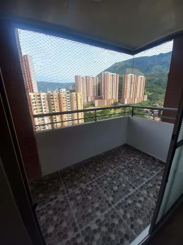 Apartamento En Venta En Torre Navarra Bello. Cod V13403