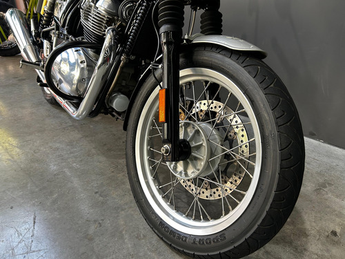 Royal Enfield Interceptor 2021 - Revisada - Com Acessórios