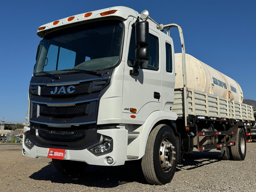 2020 Camión Jac Runner Hfc 1135 Carrocería Plana + Estanque