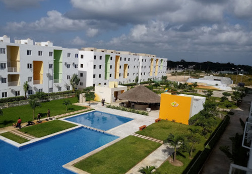 Departamento En Remate, En Cancún, En Residencial Vista Alegre, 3 Recamaras