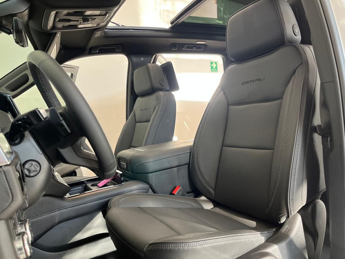 GMC Yukon 6.2 Suv Denali At