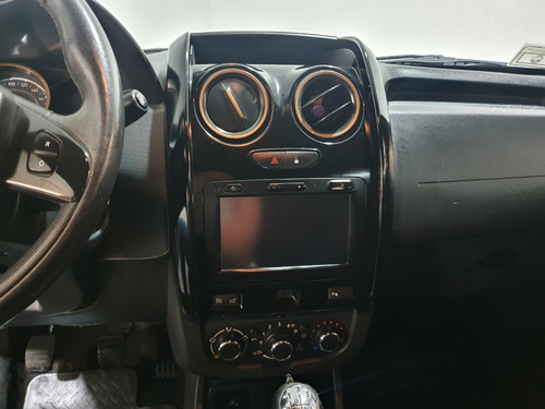 Imagen 13 de 25 de Renault Duster Privilege 1.6 2015, C/gnc, Concesionario Lp