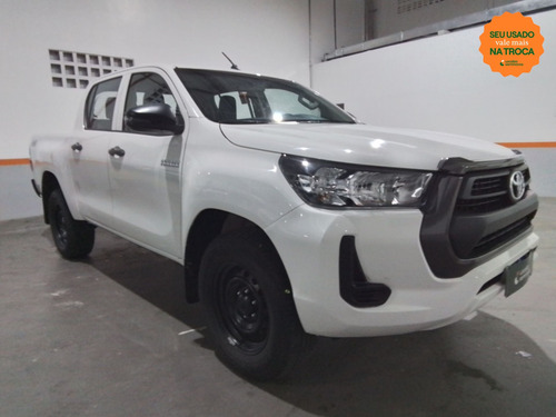 Toyota Hilux 2.8 D-4D TURBO DIESEL CHASSI 4X4 MANUAL