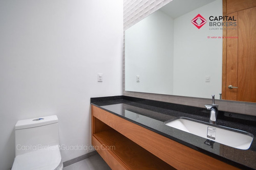 Imagen 19 de 29 de Moderna Residencia De Lujo En Venta Zona Plaza Del Sol