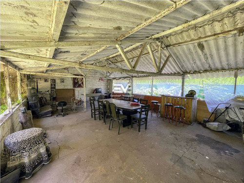 Imagen 15 de 24 de Venta. Villa Sierras De Oro. Espectacular Casa Con Gran Parque. Tranquilidad Y Seguridad Entre Cba Y Carlos Paz