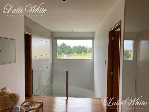 Imagen 10 de 20 de Venta - Casa A La Laguna En Lagos De San Eliseo
