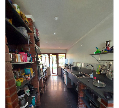 Acogedora Casa Estilo Chilena En Condominio