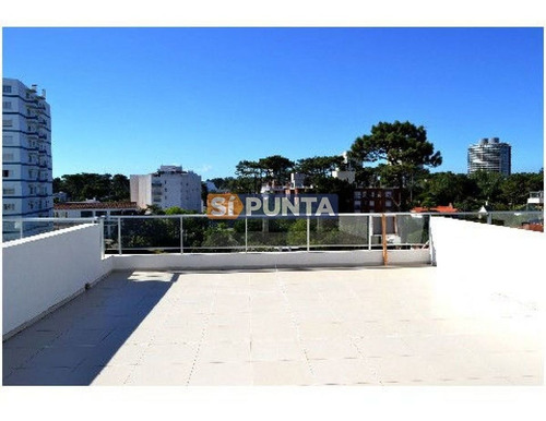 Imagen 17 de 24 de Apartamento En Venta.