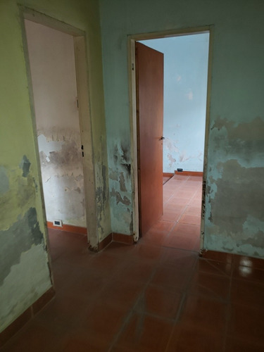 Imagen 8 de 14 de Casa Ph 7 Hab,3baños,terraza,parrilla Lavadero,yerbal 300