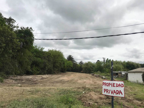 Vende O Permuto Terreno En Lezica De Gran Metraje , Líquido