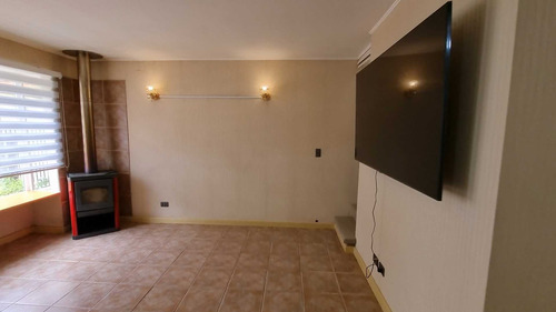 Casa En Arriendo En Socovesa Con 3 Dorm. (98548)