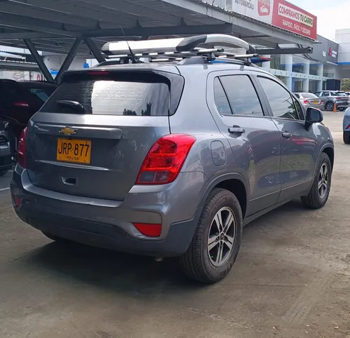Chevrolet Tracker Ls Mt 1800 Cc 4x2 Abs 2 Airbag