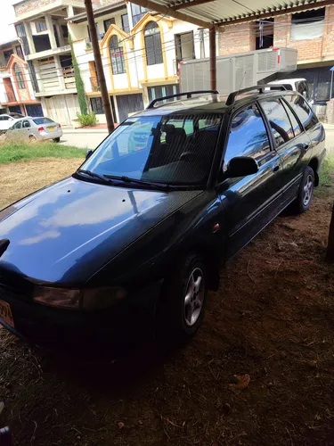 Mitsubishi Lancer 1.6 Glx 5 p