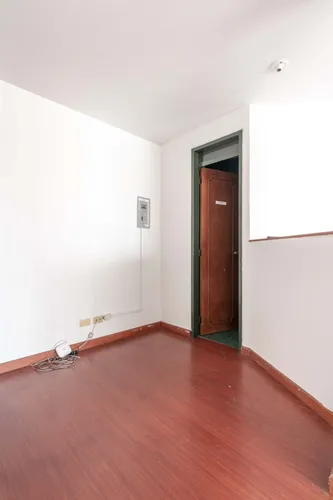 Oficina En Arriendo En Porciúncula. Cod A14391