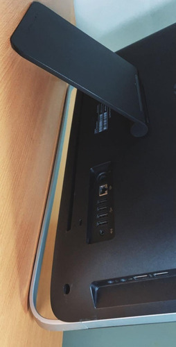 Computadora Hp Pavilion All-in-one Pc 23-p132