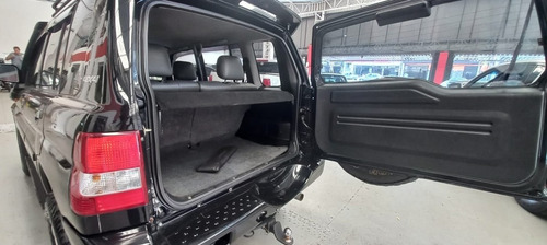 Imagem 8 de 12 de Mitsubishi Pajero Tr4 2.0 4x4 16v 131cv 2005