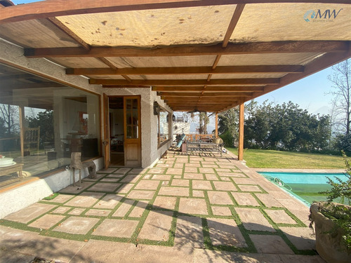Sitio De 2800 Mt2 En Barnechea Con Casa Incluida 296 Mt2