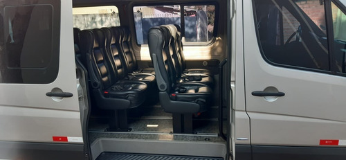 Mercedes Benz Sprinter 415 (executiva) 16 Lugares