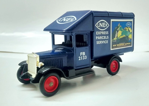 Morris Lner Parcels Van- Gode By Lledo (england)