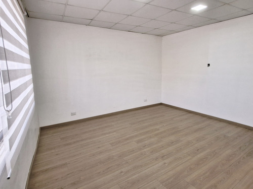 Arriendo Amplia Casa 5d 2b Y Est 10 Autos, En La Cisterna