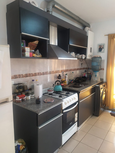 Venta - Re Tasado, Departamento 2 Ambientes Con Cochera