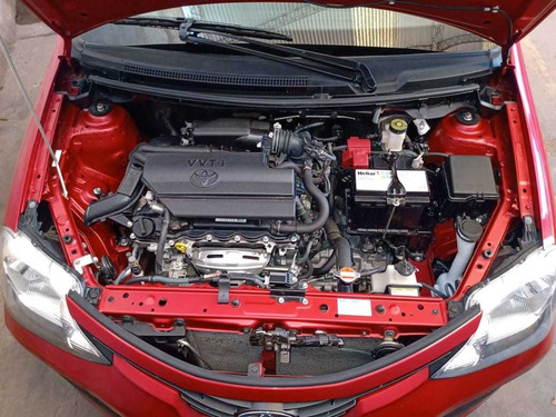Toyota Etios 1.5 Sedan Xls 2017