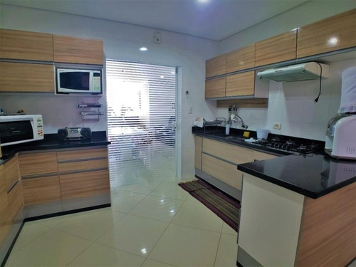 Imagem 19 de 21 de Praia Das Pitangueiras - Guarujá - 5 Dormitórios (2 Suites) - 1 Vaga Demarcada - Ap2038 - 34708769