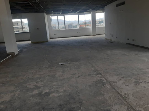 Espacio Abierto, Sin Tabiqueria Para Adaptarlo A Cualquier Proyecto. Alquiler De Oficina En La Emblematica Torre Easo De El Rosal-chacaito. 443 Mts. La Vista Es Maravillosa.