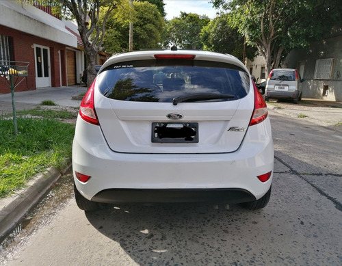 Ford Fiesta Kinetic Design 1.6 Design 120cv Titanium 2011