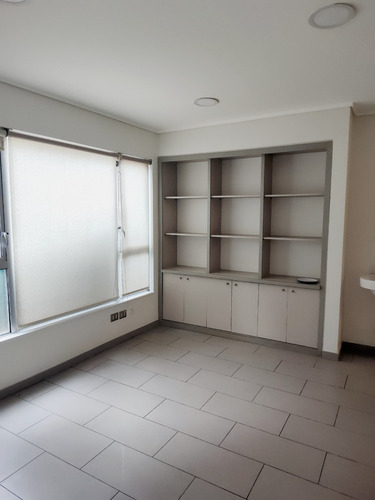 Casa Habilitada Como Centro Médico Ñuñoa, 210m² Como Nueva