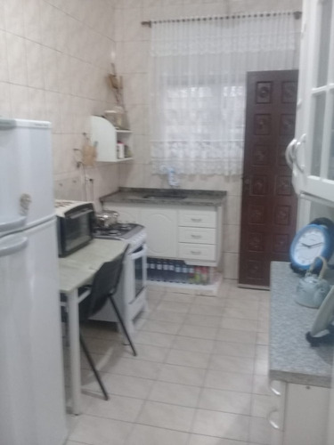 Imagem 4 de 14 de Casa Geminada Com Edicula 2 Quartos,vaga Para 3 Carros 858