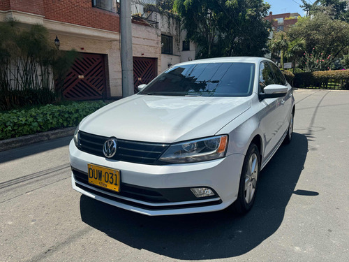 Volkswagen Jetta 2.0 Trendline