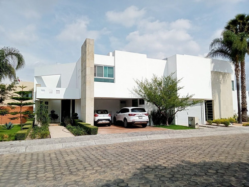 Casa En Venta En Condominio, Quetzalcoatl, San Pedro Cholula