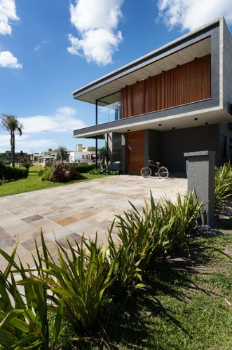 Imagem 11 de 30 de Casa À Venda Em Xangri-lá - Ca00969 - 34941977
