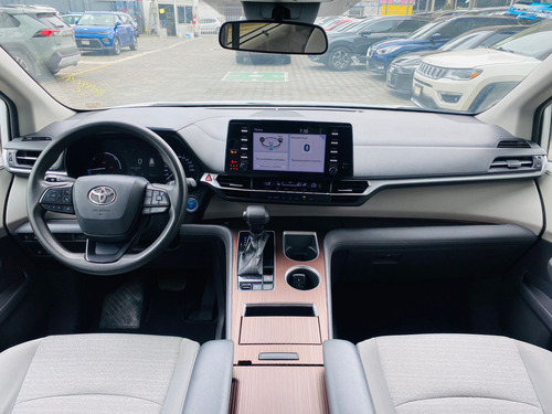 Toyota Sienna 3.5 Le At