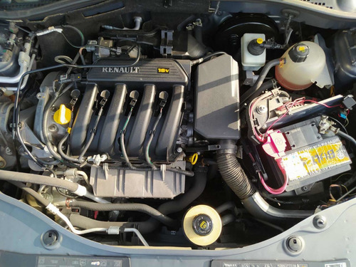Imagem 11 de 12 de Renault Duster 2013 2.0 16v Dynamique Hi-flex 5p